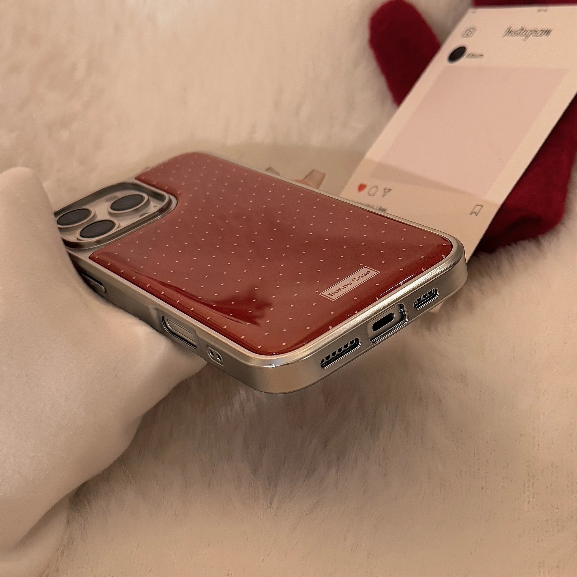 Retro Wave Red - iPhone Case